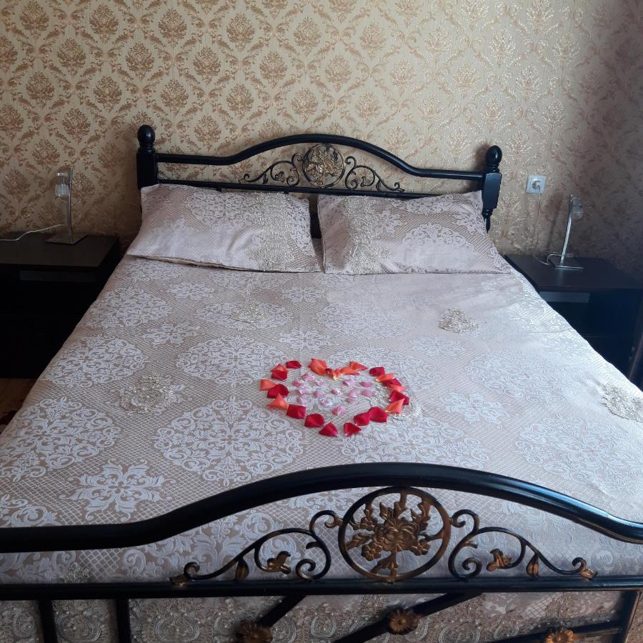 קזבגי Guest House Elguja Qushashvili מראה חיצוני תמונה
