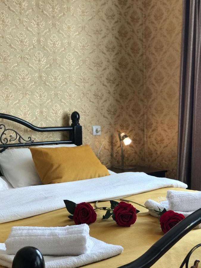 קזבגי Guest House Elguja Qushashvili מראה חיצוני תמונה