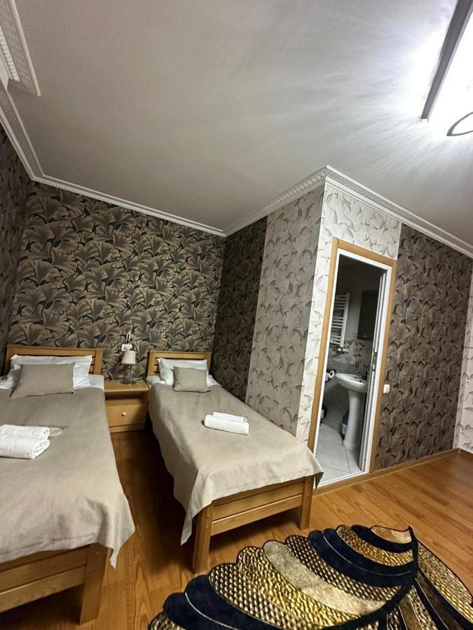 קזבגי Guest House Elguja Qushashvili מראה חיצוני תמונה