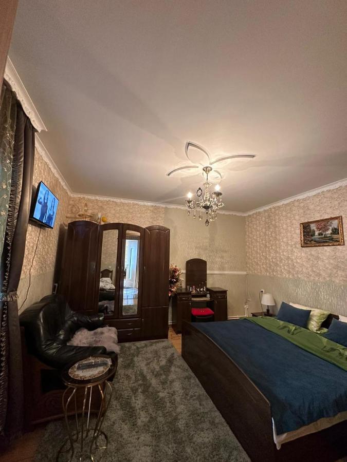 קזבגי Guest House Elguja Qushashvili מראה חיצוני תמונה