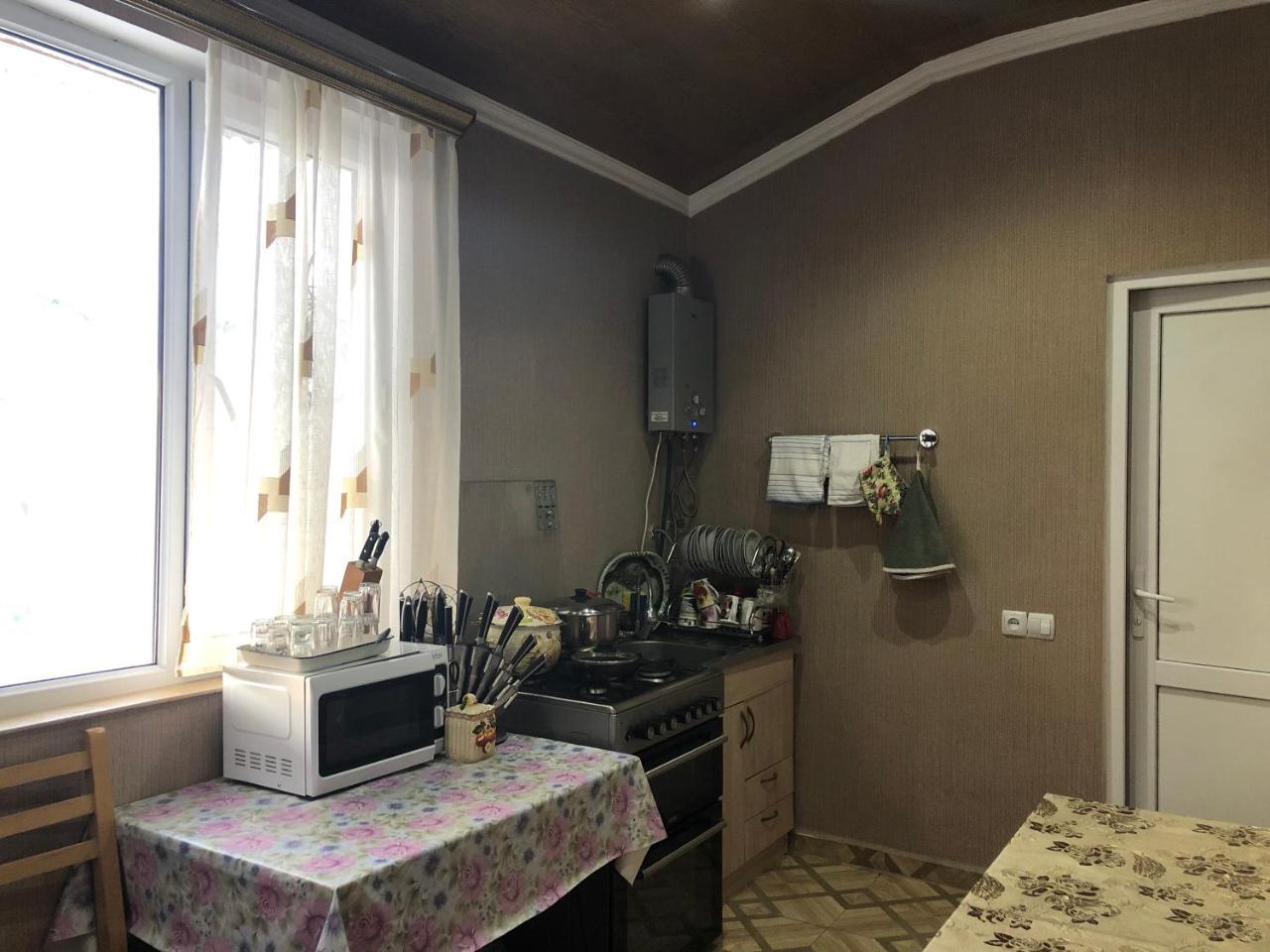 קזבגי Guest House Elguja Qushashvili מראה חיצוני תמונה